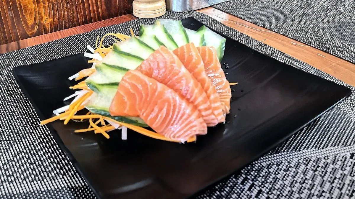 Sasimi Salmon (100g)