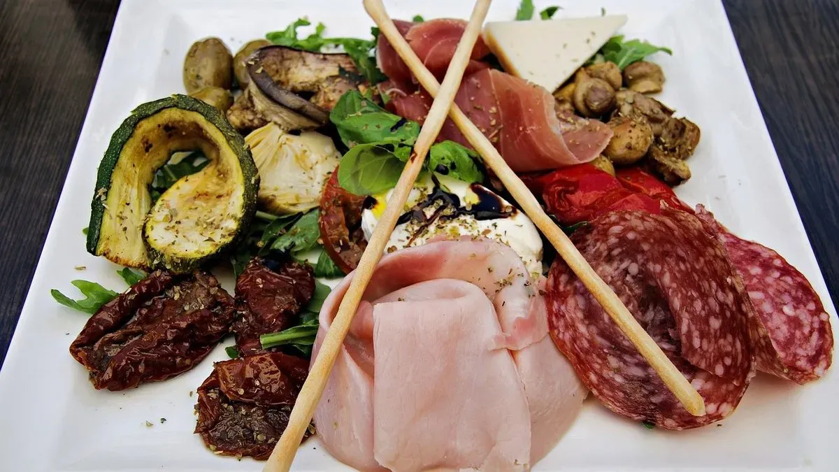 ANTIPASTI D.O.P. tál