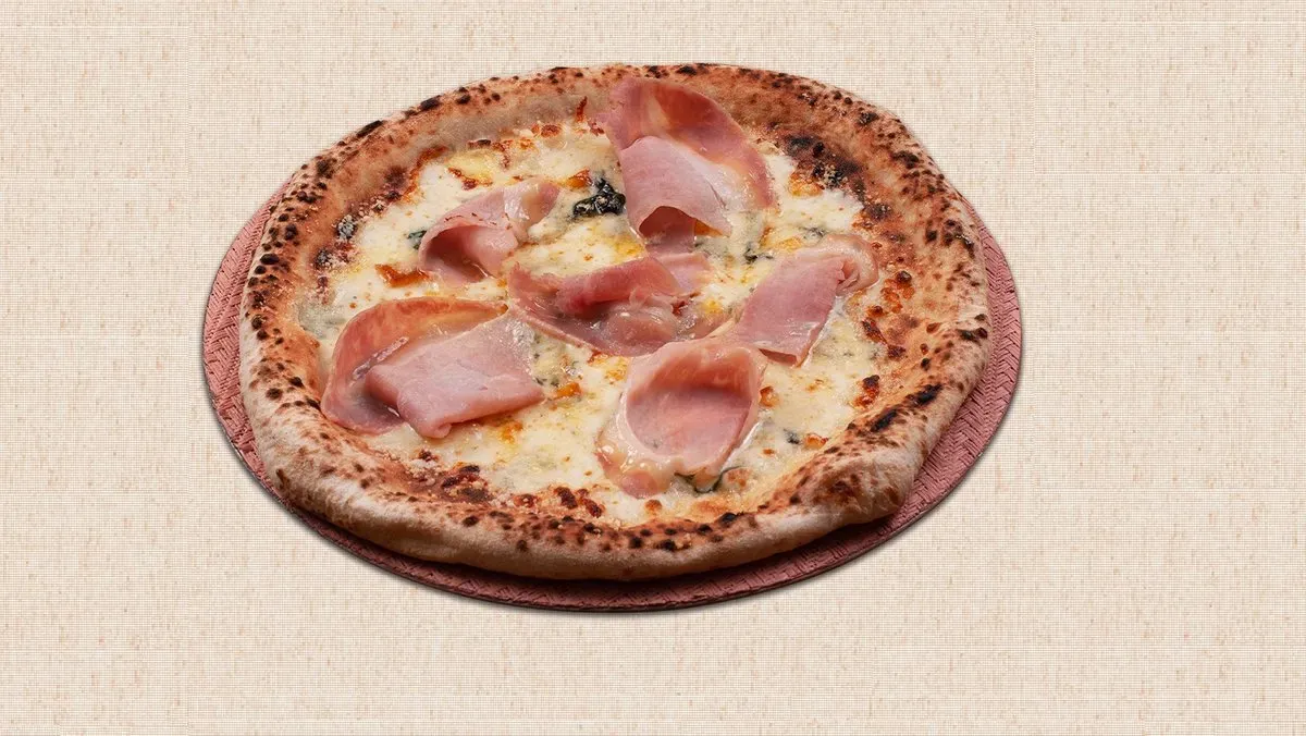 QUATTRO FORMAGGI + PROSCIUTTO 🧀🥩 👊