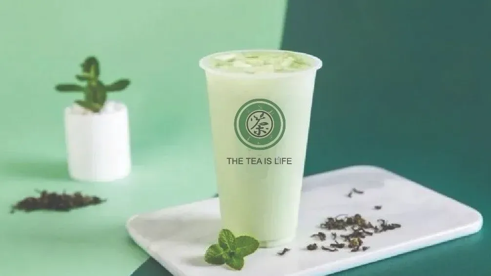 Mint milk tea