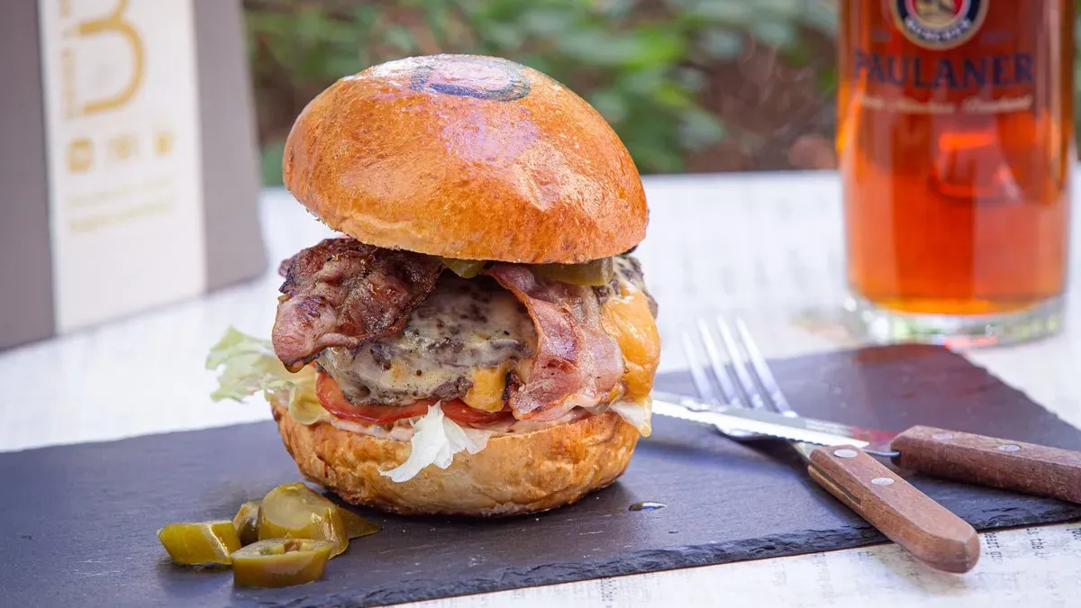 Juicy Lucy Burger