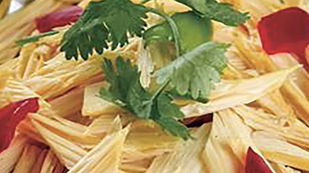 D55 Stir-fried Fuzhu in pot