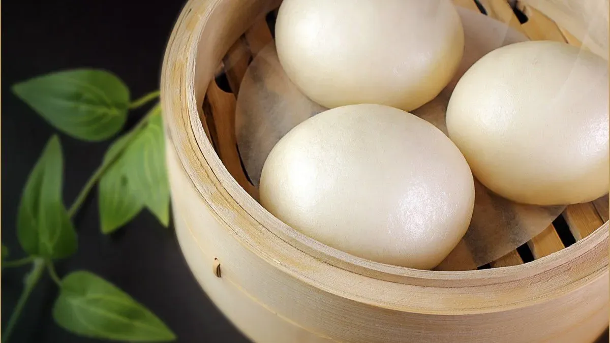 C26. Nai Hong Bao (vaníliával töltött)
