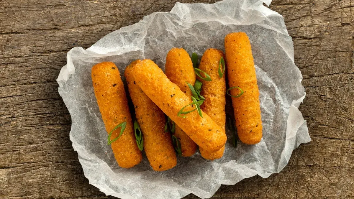 Ropogós mozzarella rudacska
