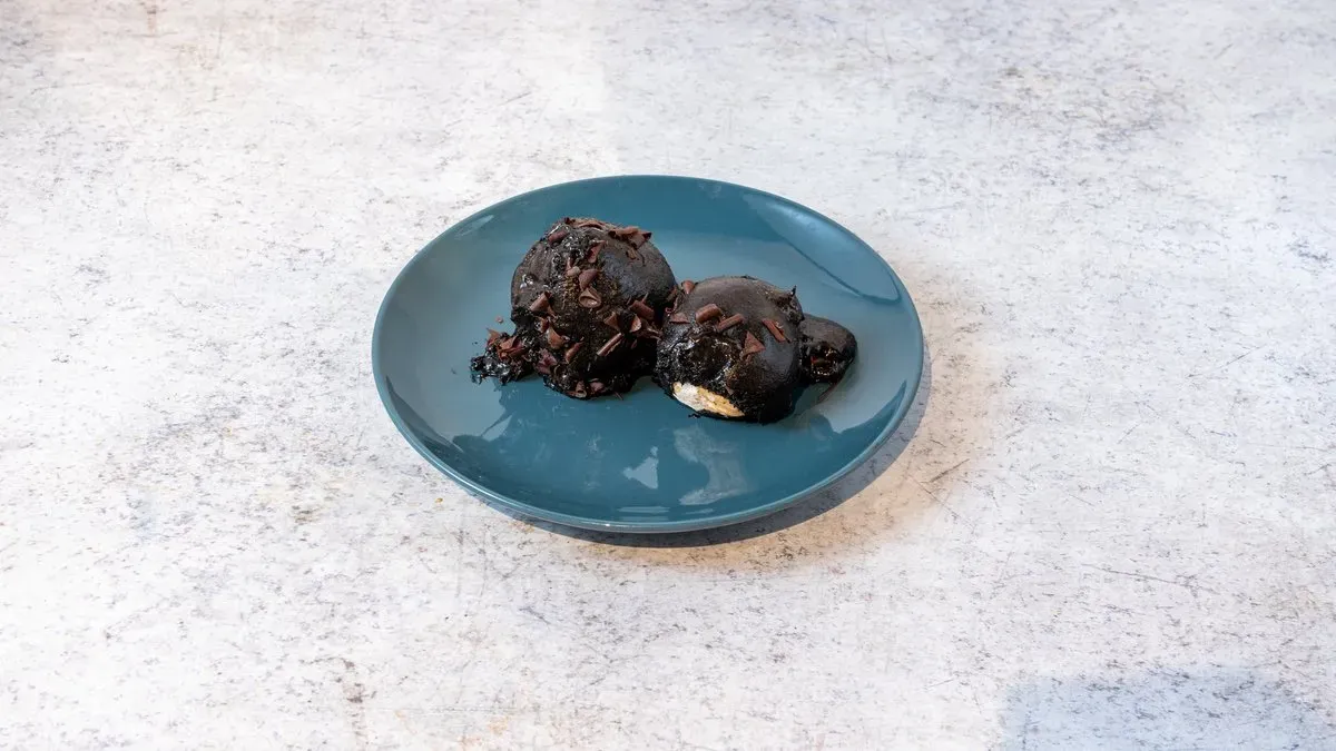 Profiterols Feketecsokoládé ízesítésű