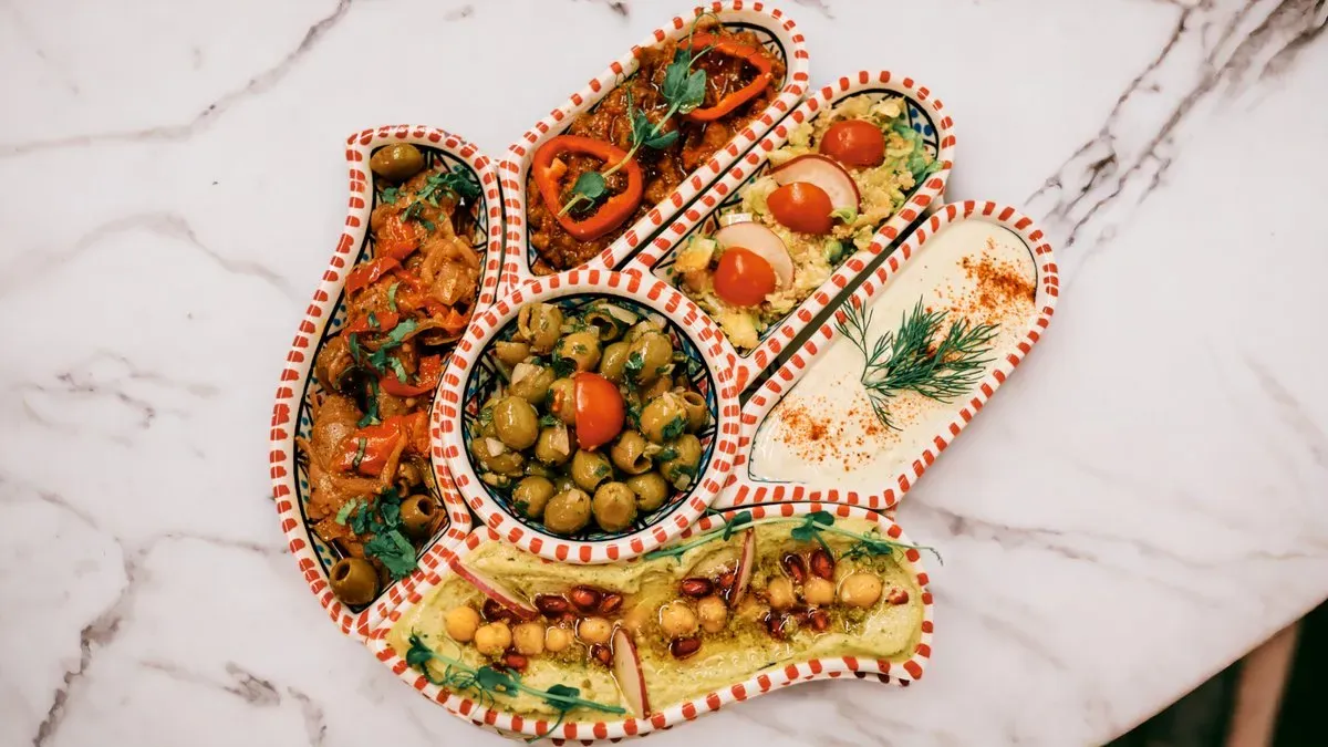 16.Mezze Selection