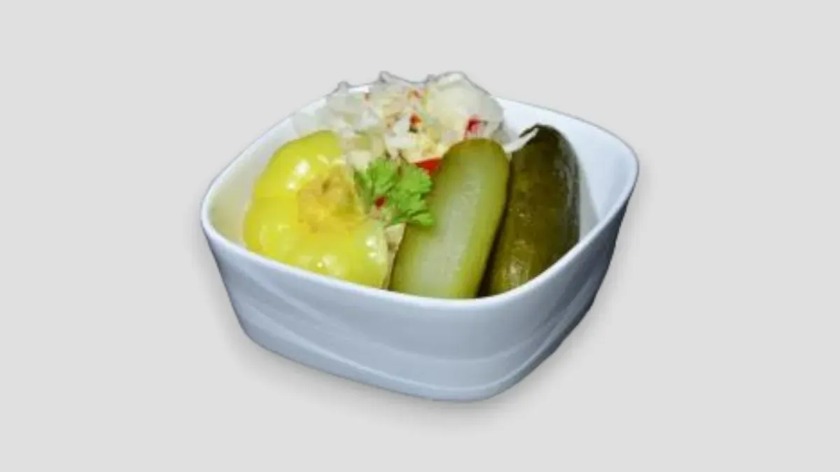 Vegyes savanyúság tál