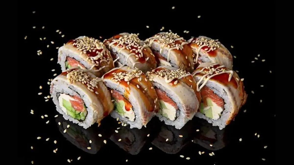 D1. Canada Roll