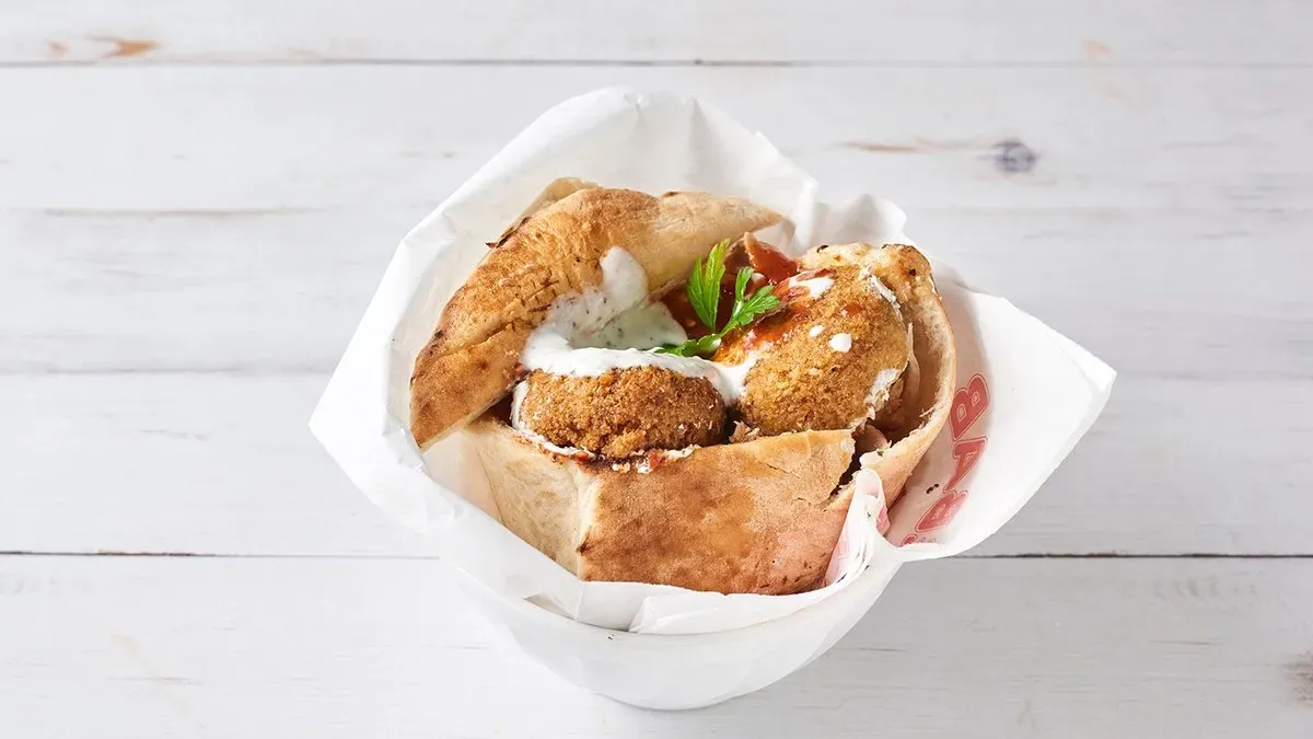 Falafel pita