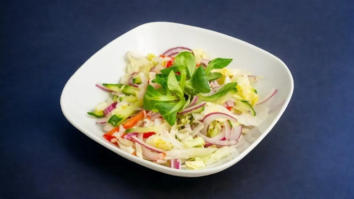 139. Fresh Mix Salad
