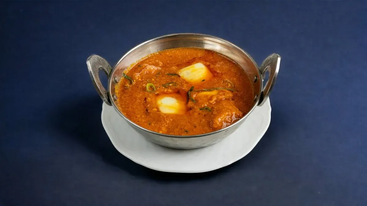 64. Chicken Do Pyaza