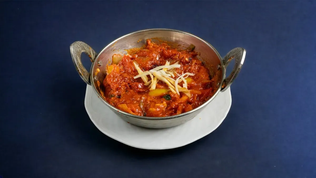62. Chicken Jalfrezi
