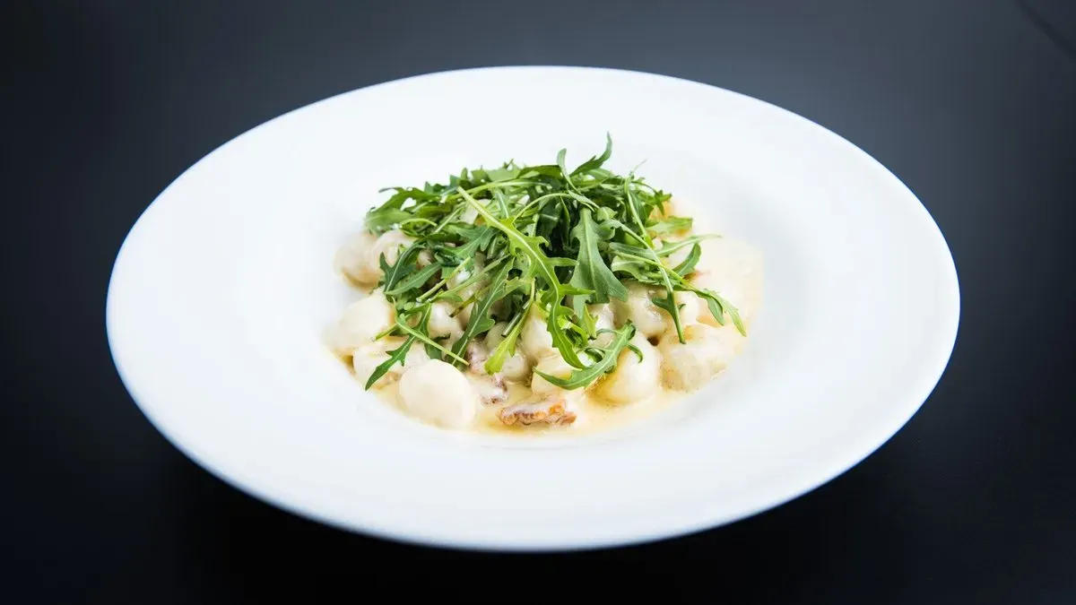 Pasta al gorgonzola rucola e noci
