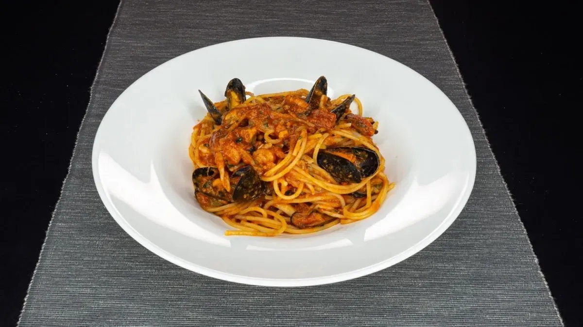 Pasta Frutti di mare con cozze e gamberoni