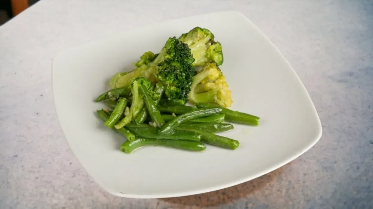 Fagiolini e broccoli al burro - párolt zöldbab és brokkoli
