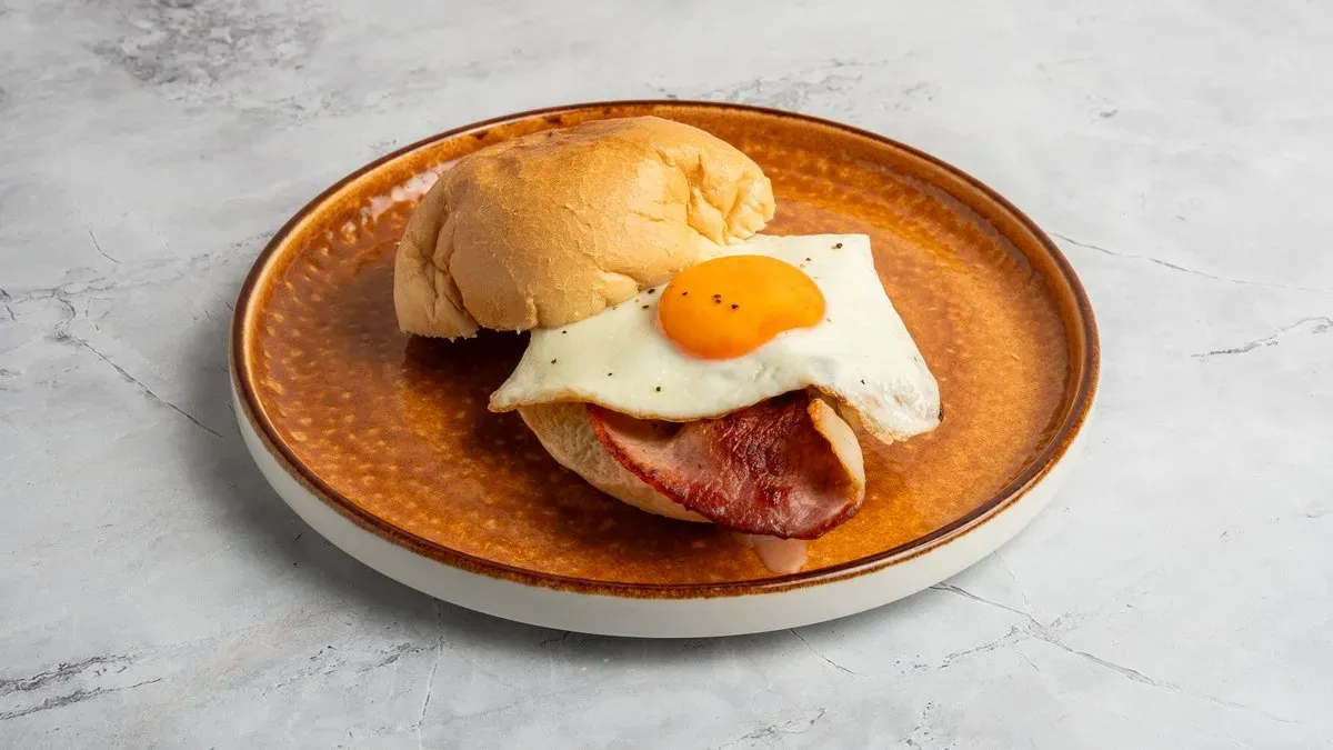 Bacon &  Egg Roll