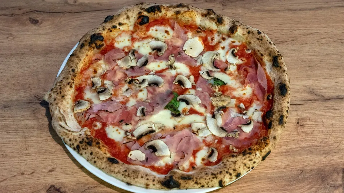 Cotto e funghi