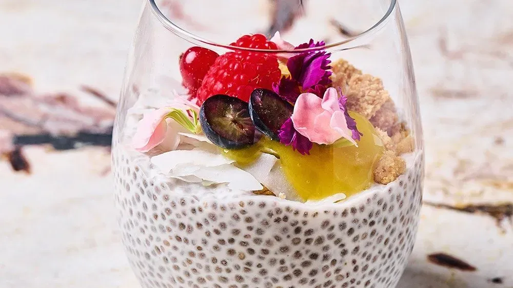 Kókuszos chia puding mangó chutney