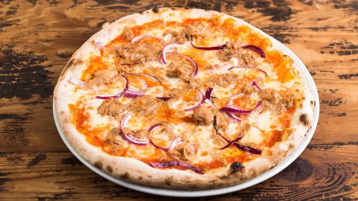 Pizza Tonno e Cippolla