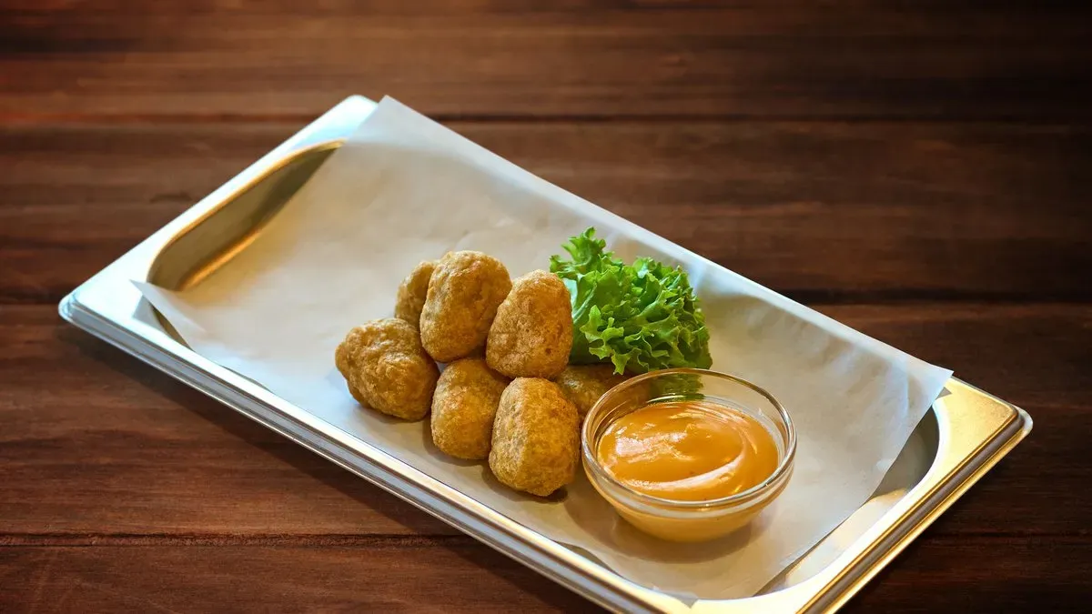 Cheddar Nuggets B&B spicy majonézzel