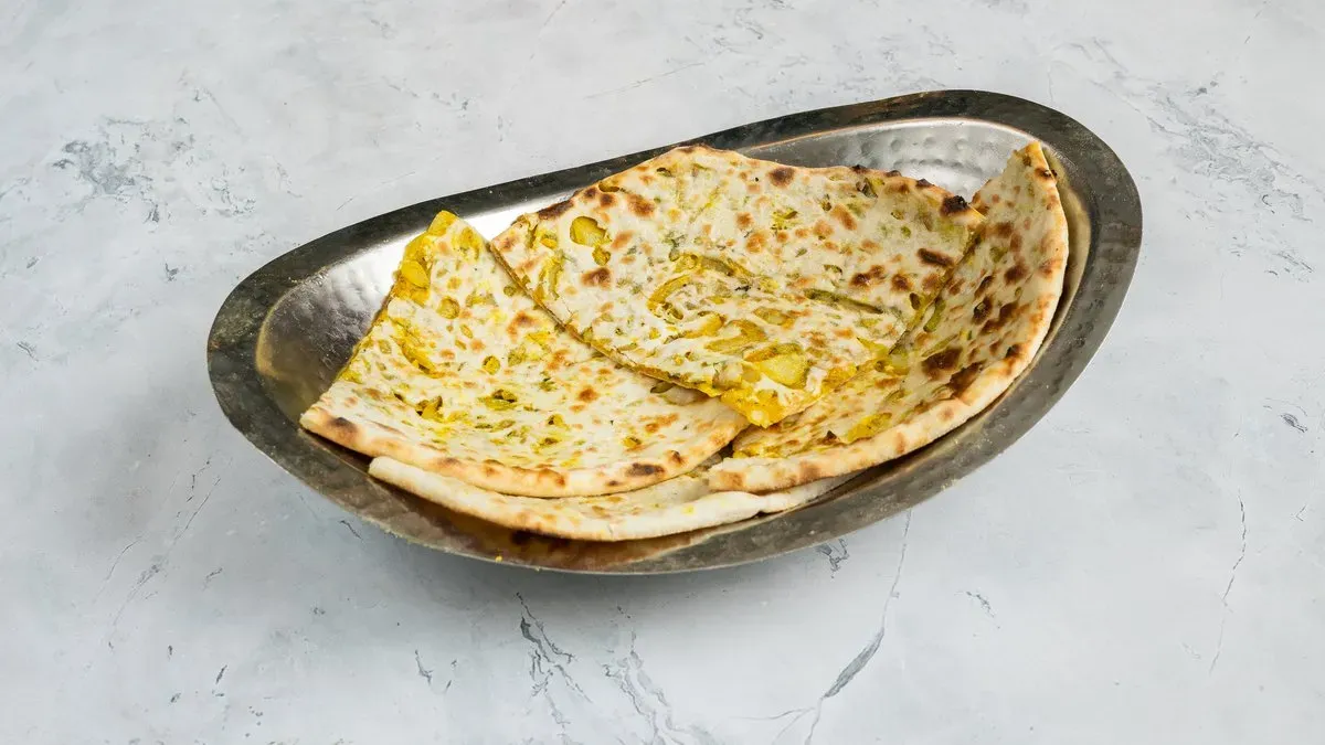145. Onion Kulcha