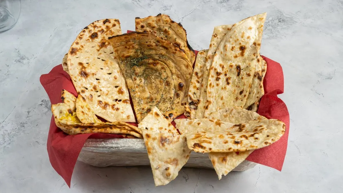 152. Delhi6 Ki Roti Ki Tokri (6 Pieces)