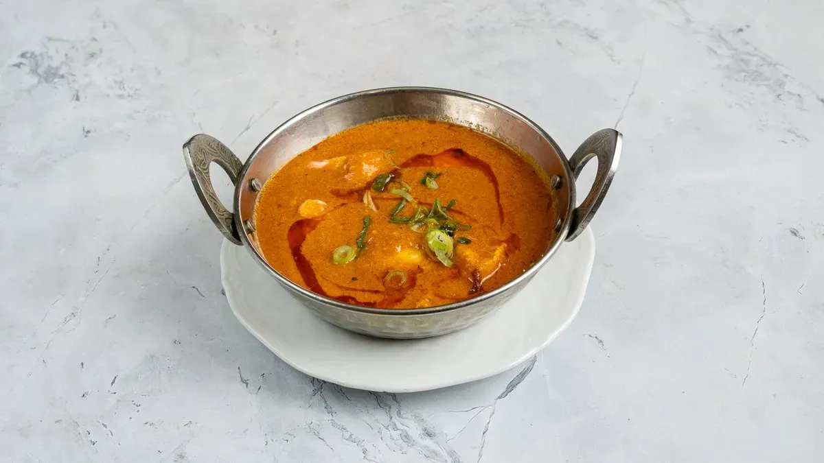 77. Delhi Style Chicken Curry