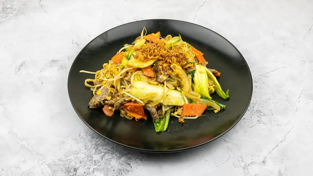 16. Pirított rizstészta - Phở Xào