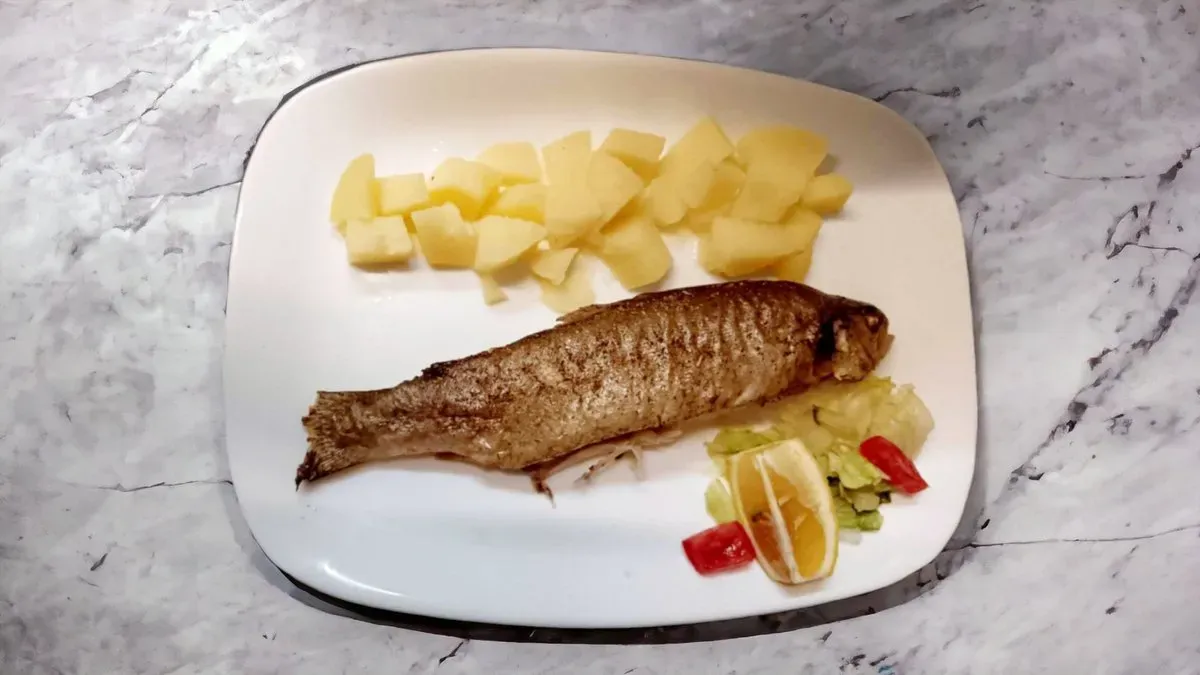 Pisztráng roston, petrezselymes burgonya