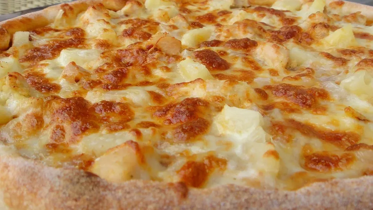 Western-egzotik pizza