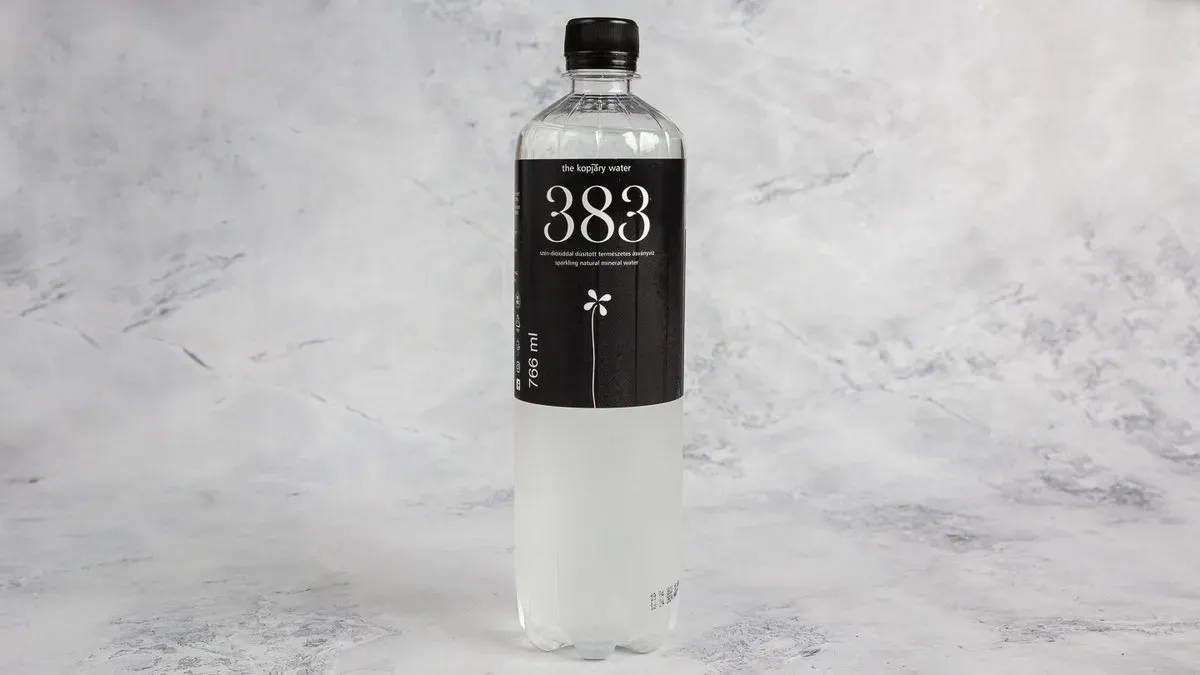 383 ásványvíz szénsavas- 383 mineral water   0,766l