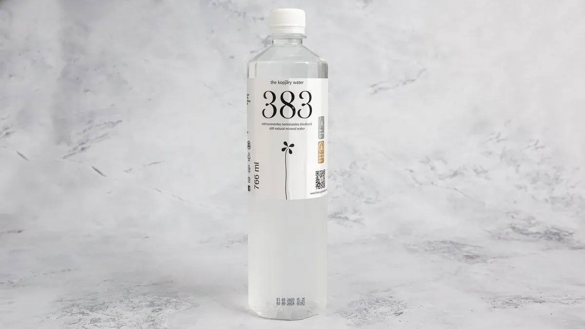 383 ásványvíz szénsavmentes - 383 mineral water   0,766l