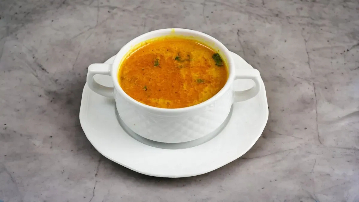 2.Mix Vegetable Soup(Enyhén füszeres zöldség leves)