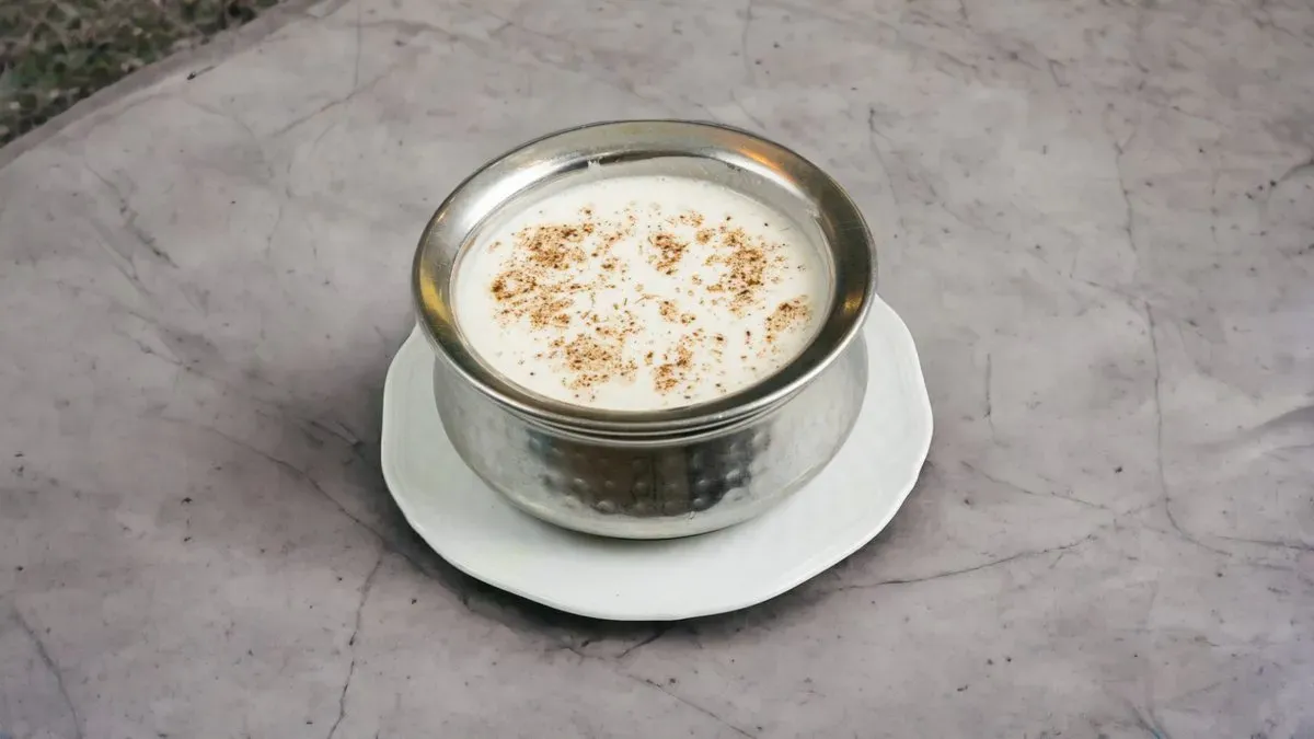 118. Plain Yoghurt(Sima joghurt)