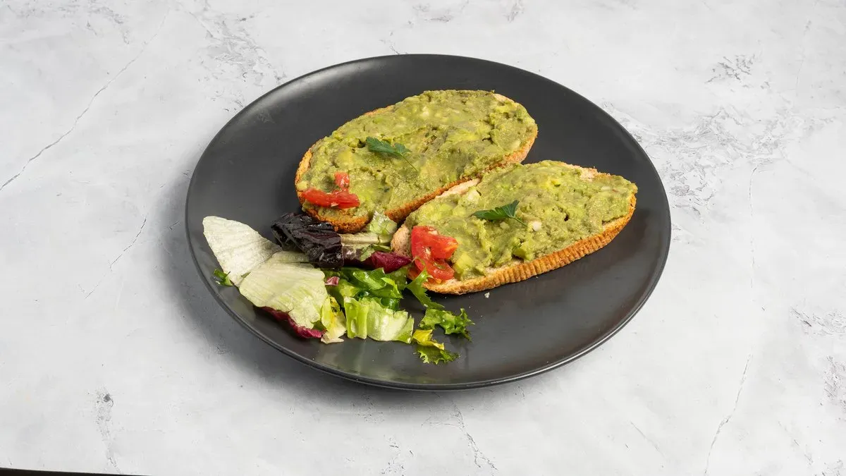Avocado bruschetta