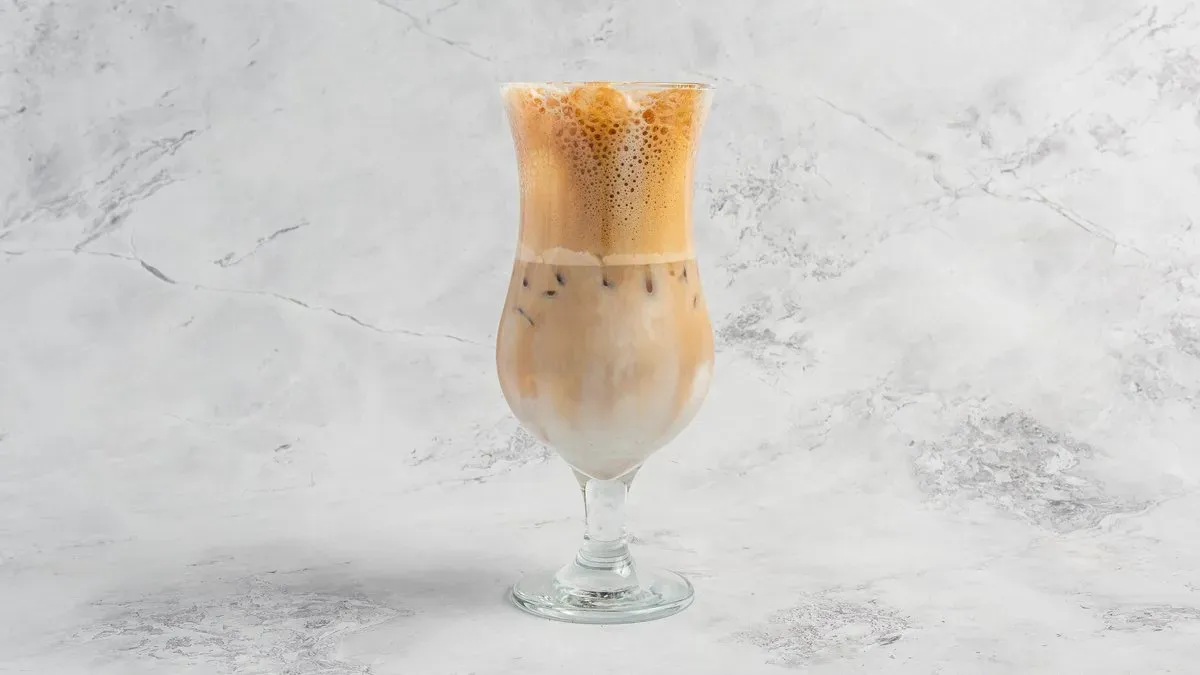 Iced Spanish latte
