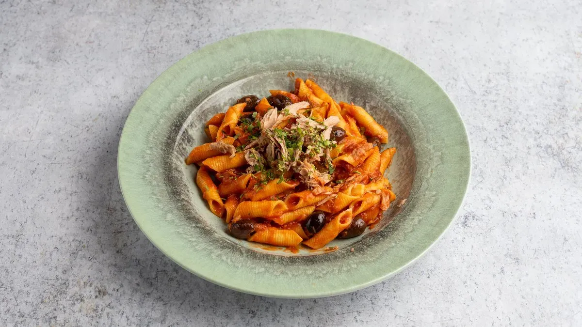 Tonno Olive Pomodoro garganelli