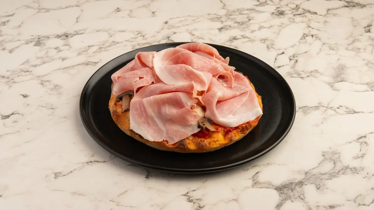 Prosciutto E Funghi