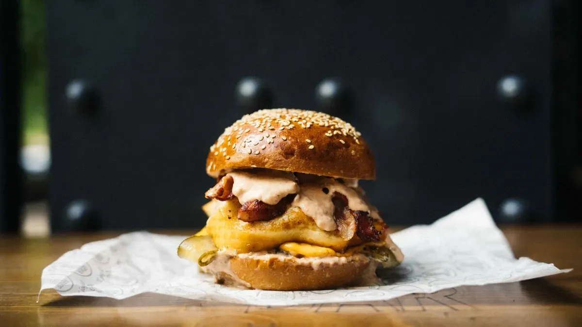 Tripla Sajtburger 120gr