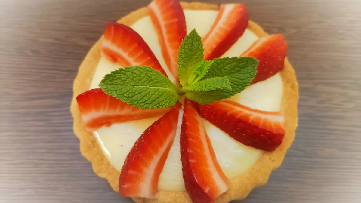 Fehércsokoládés epres pite