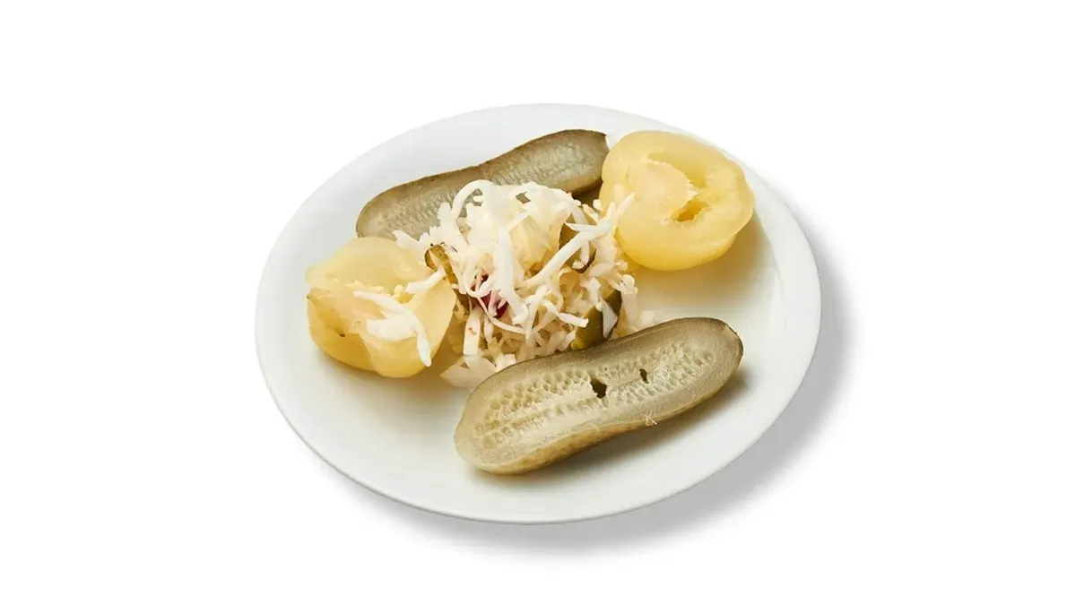 Vegyes vágott savanyúság