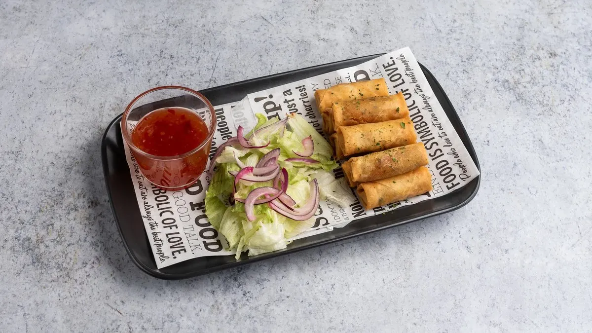 Vegetable Spring Roll (8 pcs)