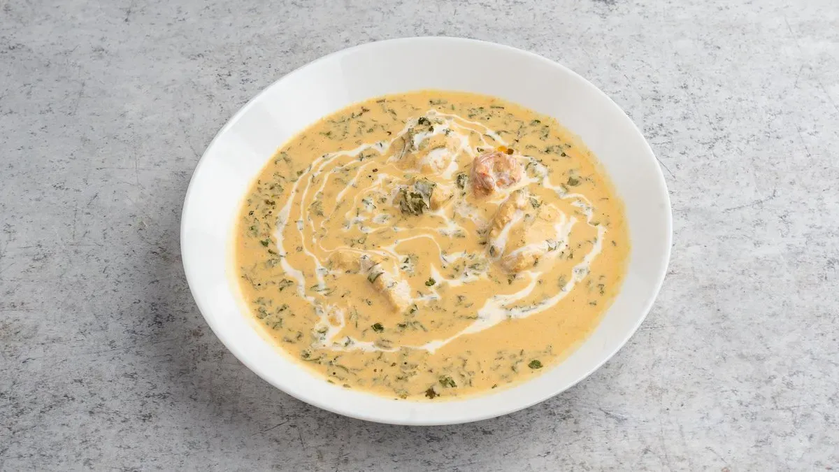 Csirke methi malai (enyhén csípős)