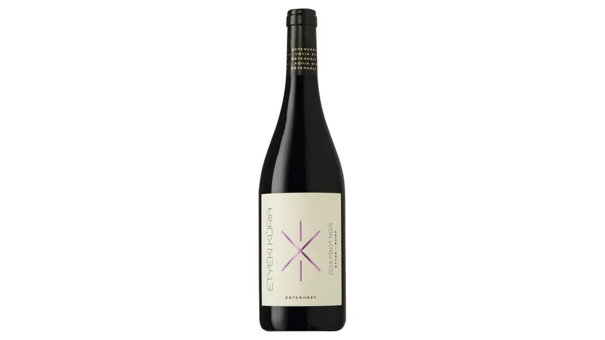 Etyeki Kúria Pinot Noir
