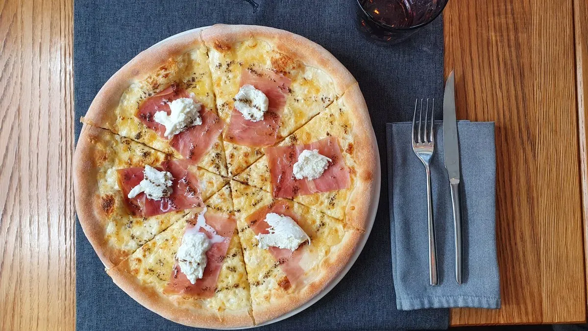 PROSCIUTTO E TARTUFO
