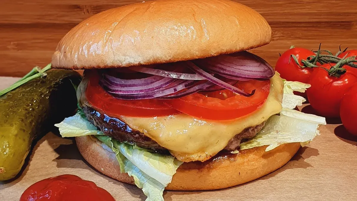 PULLED PORK BURGER