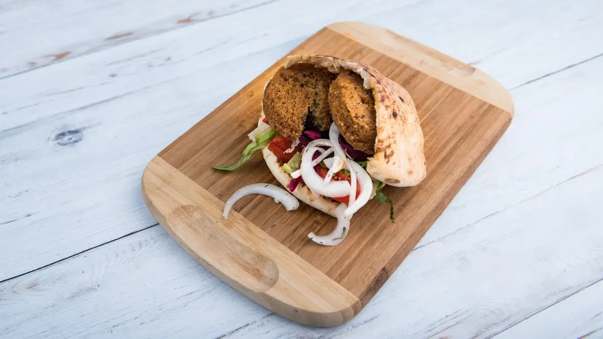 Falafel pita