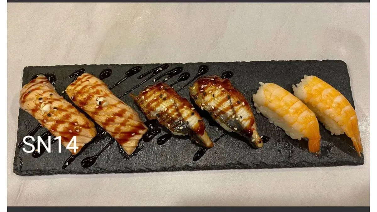 Delicate Nigiri Set