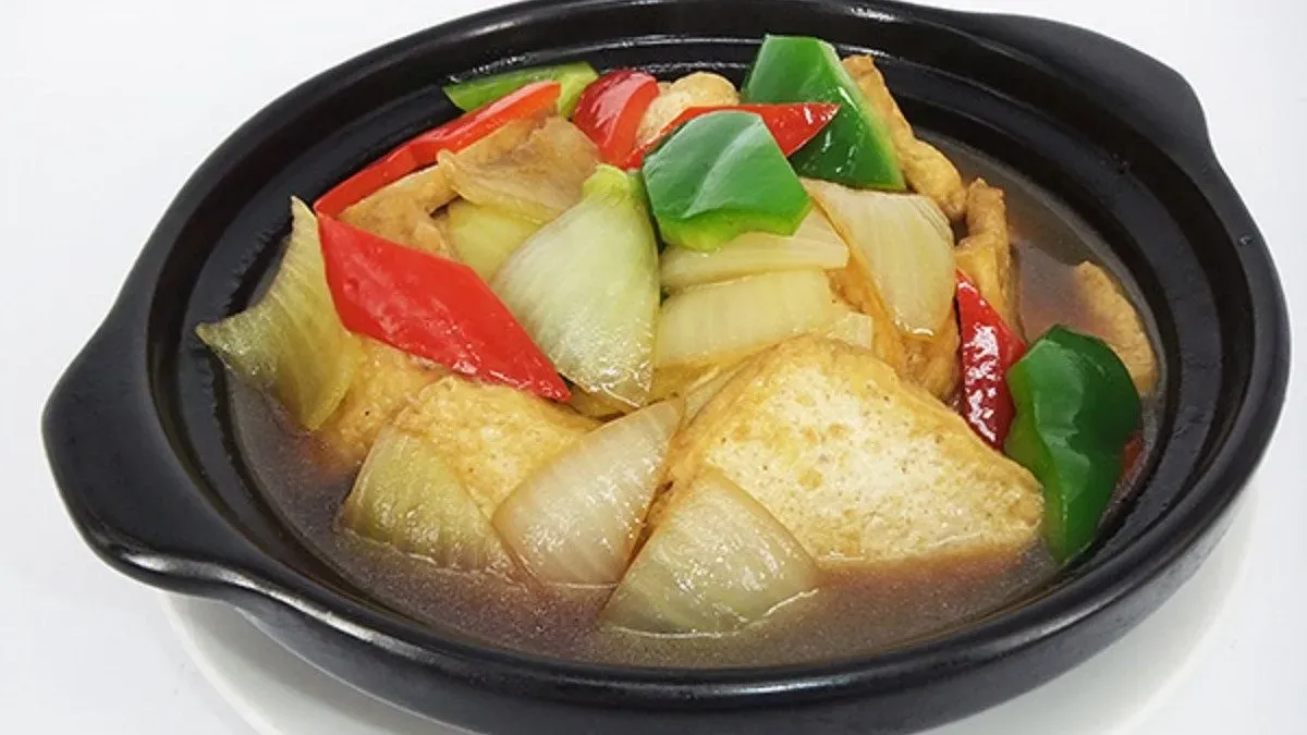 A85 : Házi szószban párolt Tofu
