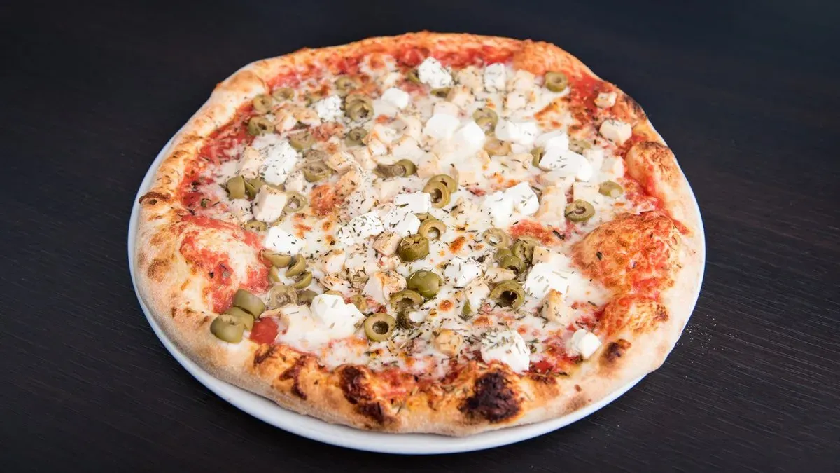 Greco pizza